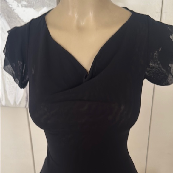 Fitted Black Cap Sleeve mesh top with Ruffled Details - Picture 6 of 8